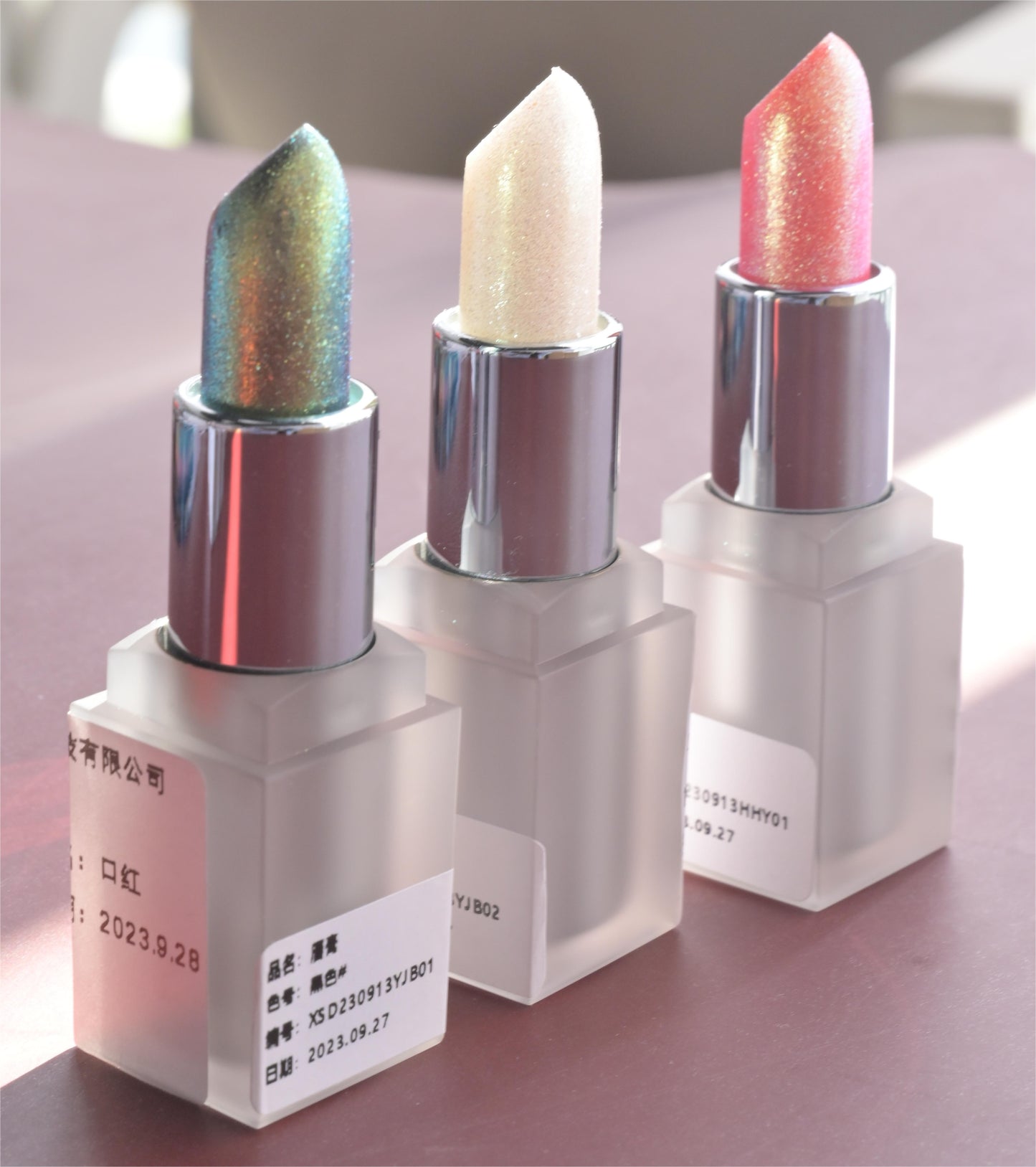 【New Launch】Color Changing Duochrome Flakes Lipstick