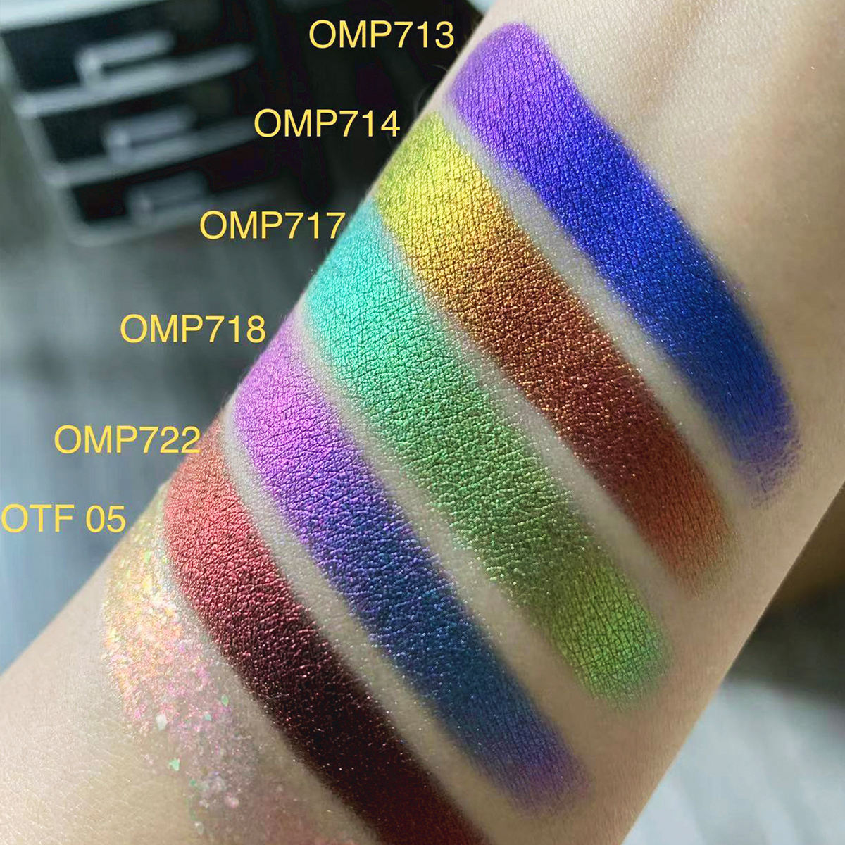 DIY Multichrome Eyeshadow Single Duochrome Palette