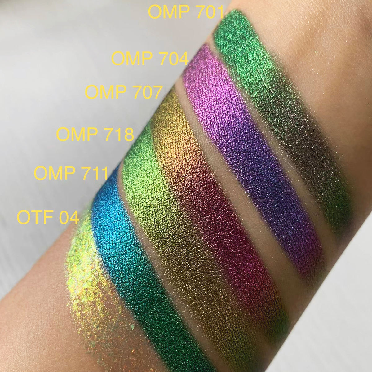 DIY Multichrome Eyeshadow Single Duochrome Palette