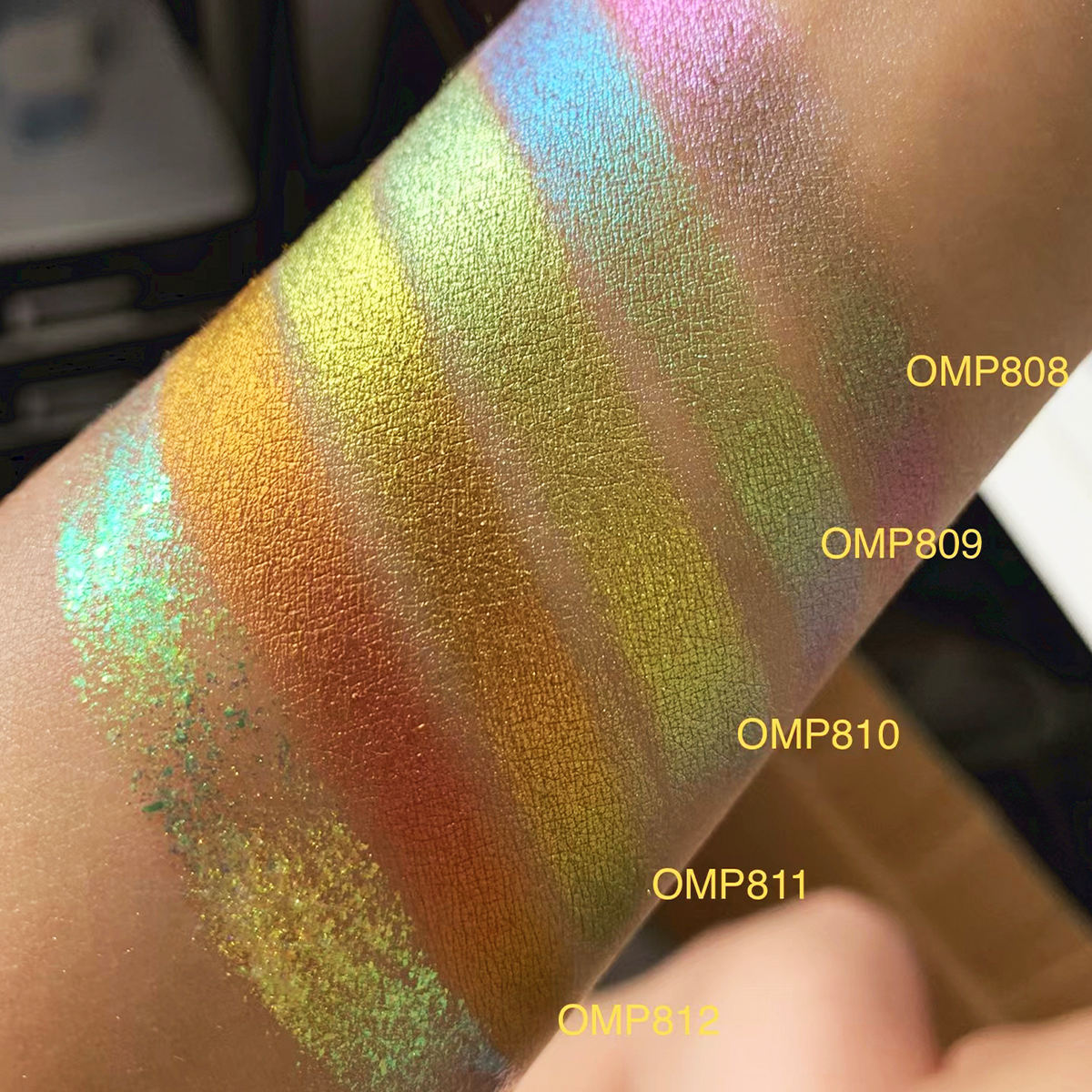 DIY Multichrome Eyeshadow Single Duochrome Palette