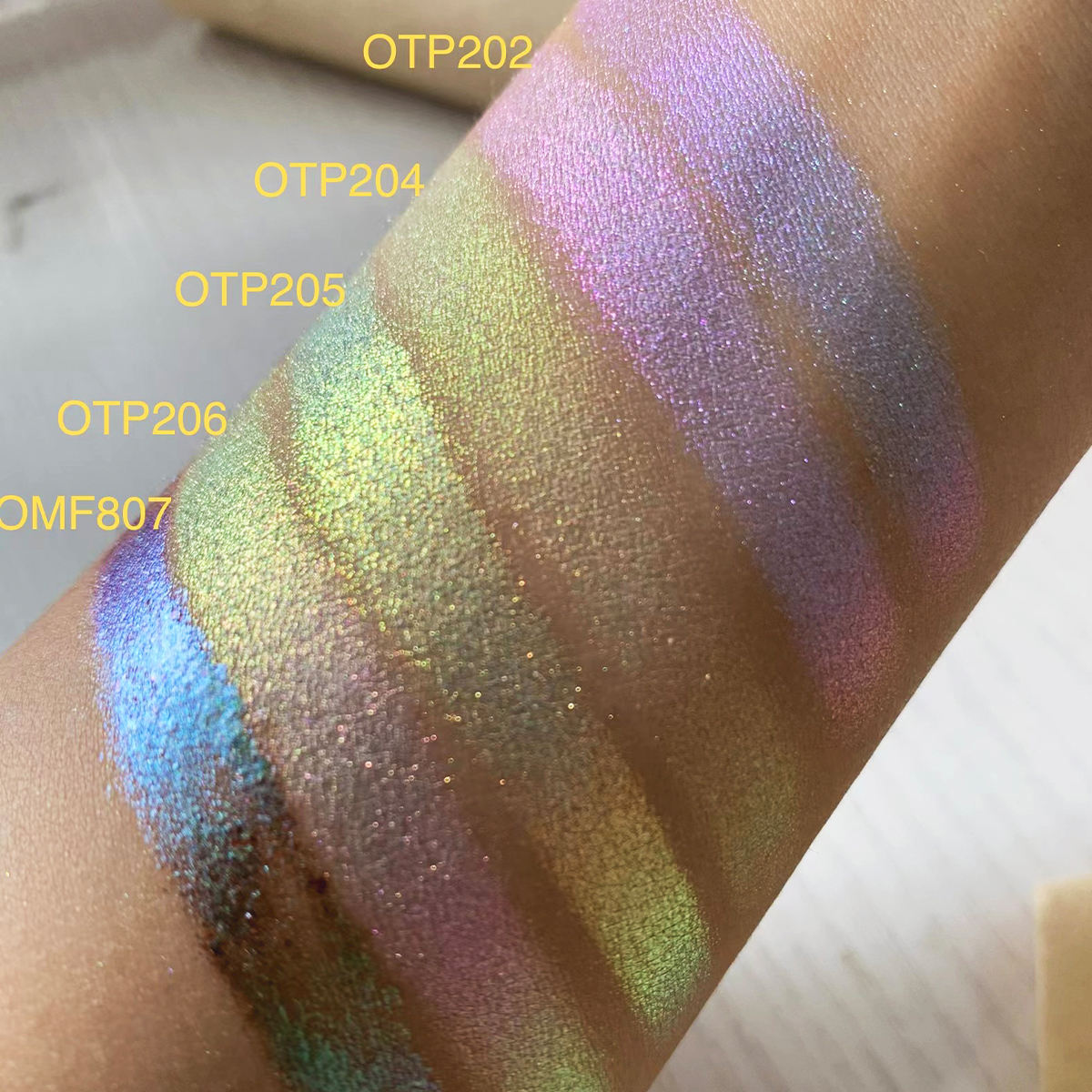 DIY Multichrome Eyeshadow Single Duochrome Palette